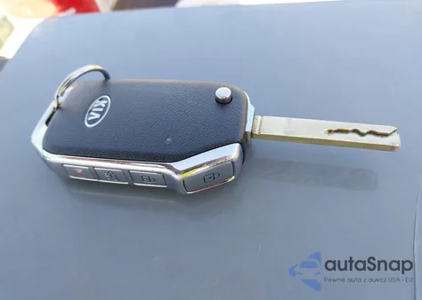 2020 Kia Soul Lx из США, поврежденный, VIN KNDJ23AUXL7722525